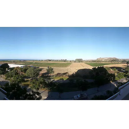 Apartment Alojamiento Turistico En Playa Torre Del Mar Velez Malaga